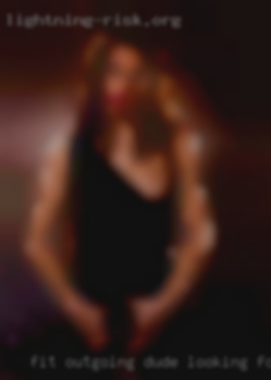 Fit outgoing dude looking for horny fun near Riverview.