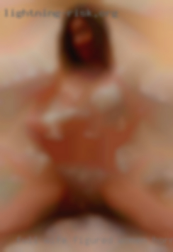 Full wife figured women horny portraits from Riverview.